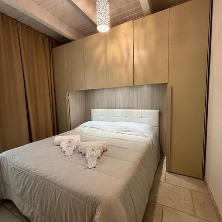 Bed and Breakfast Dimora Girolamo Поліньяно-а-Маре Екстер'єр фото