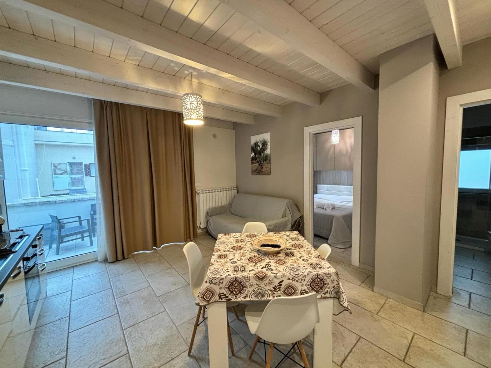 Bed and Breakfast Dimora Girolamo Поліньяно-а-Маре Екстер'єр фото