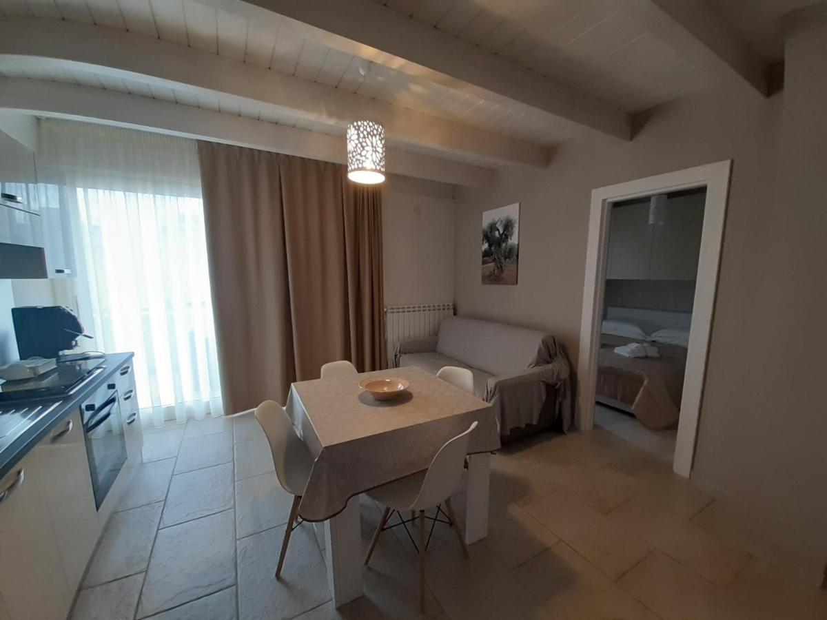 Bed and Breakfast Dimora Girolamo Поліньяно-а-Маре Екстер'єр фото