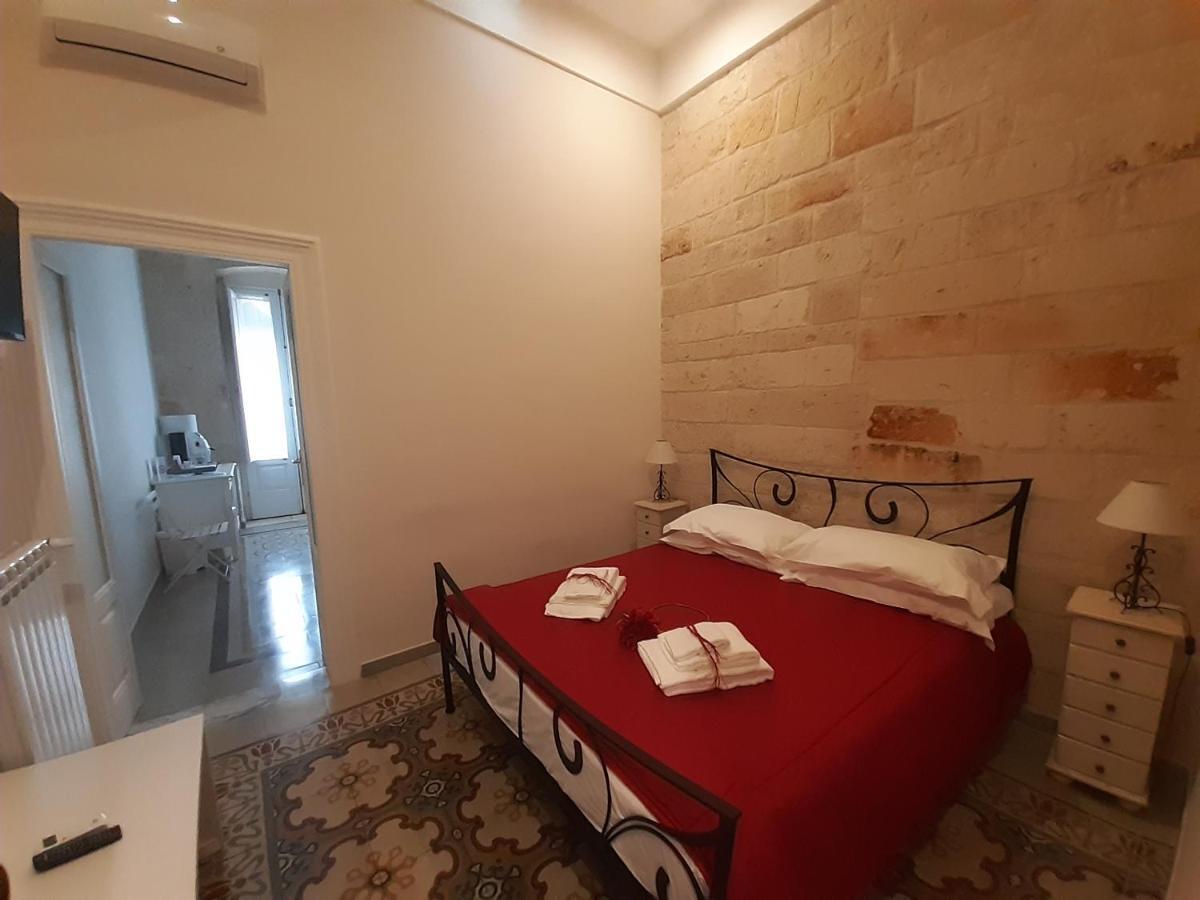 Bed and Breakfast Dimora Girolamo Поліньяно-а-Маре Екстер'єр фото